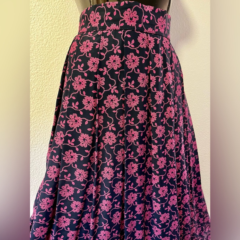 Vintage LAURA ASHLEY Floral Print Skirt, Size 10 Pleated Mid Length Skirt - Picture 2 of 6